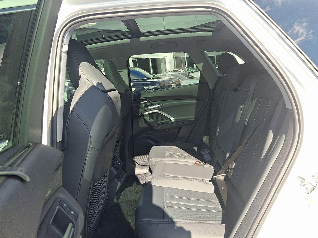 new 2025 Audi Q5 car, priced at $61,950