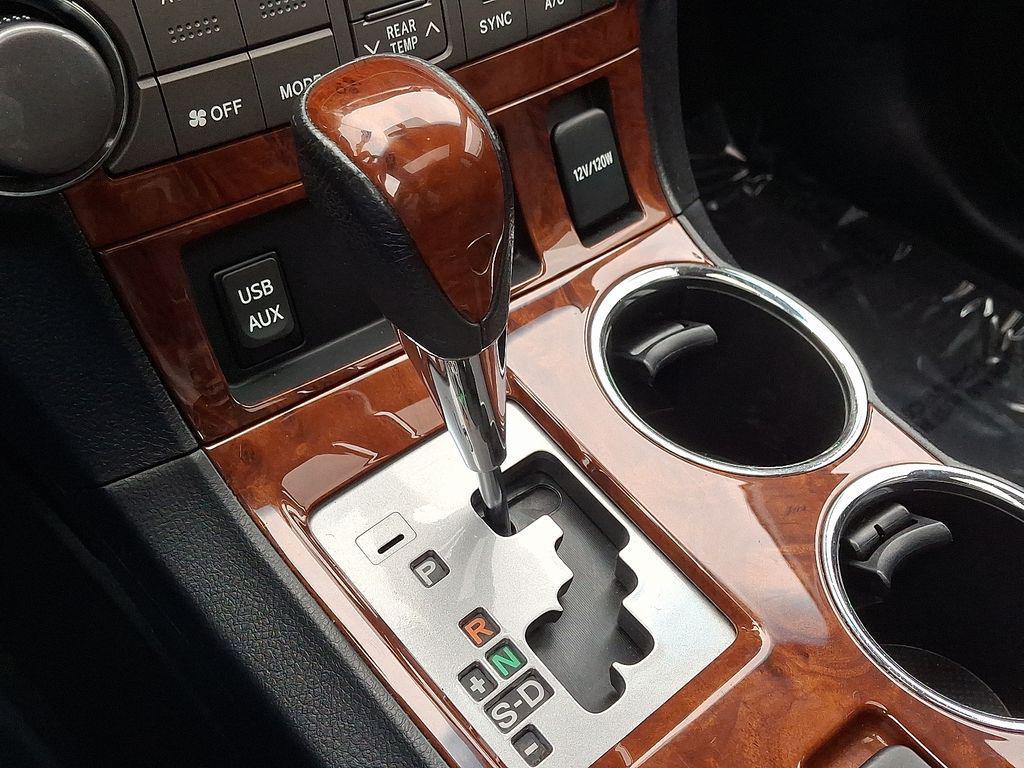 used 2013 Toyota Highlander car, priced at $8,998