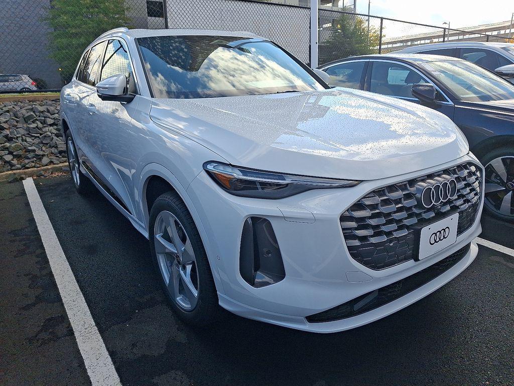 new 2025 Audi Q5 car, priced at $61,950