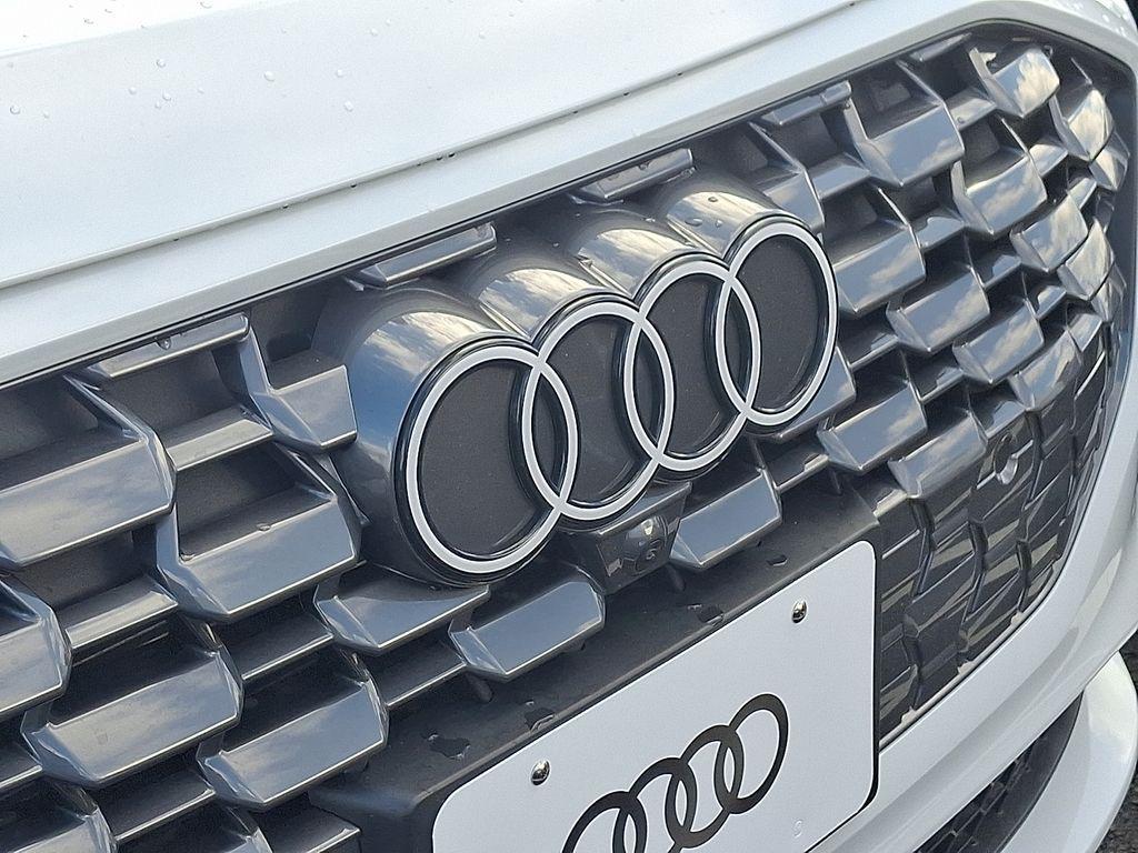 new 2025 Audi Q5 car, priced at $61,950