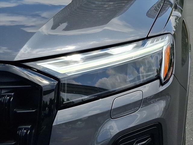 used 2025 Audi Q7 car, priced at $59,750