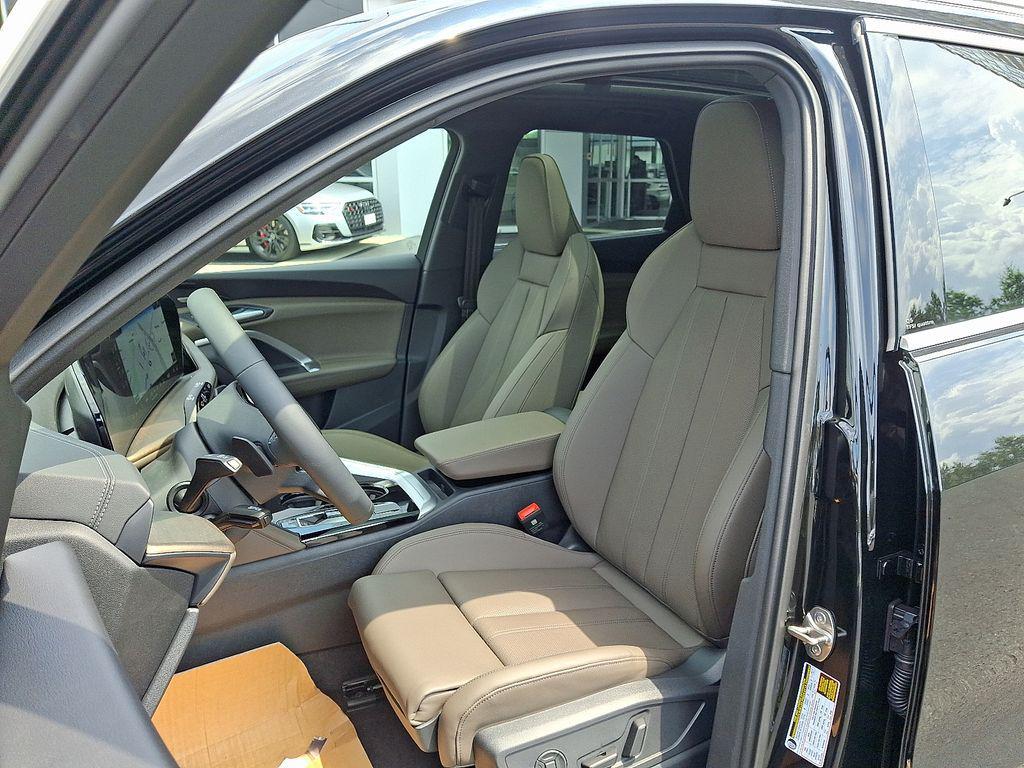 new 2025 Audi Q5 car, priced at $61,950
