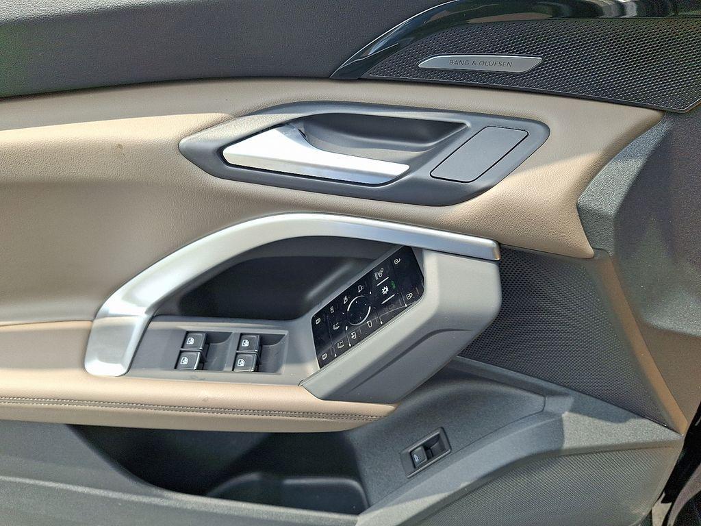 new 2025 Audi Q5 car, priced at $61,950