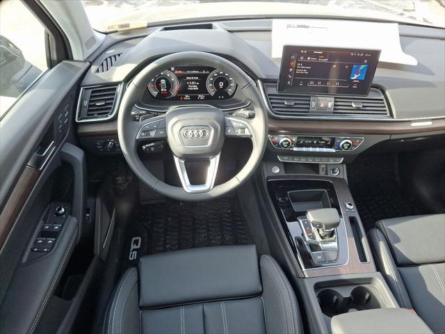 new 2025 Audi Q5 car, priced at $61,285