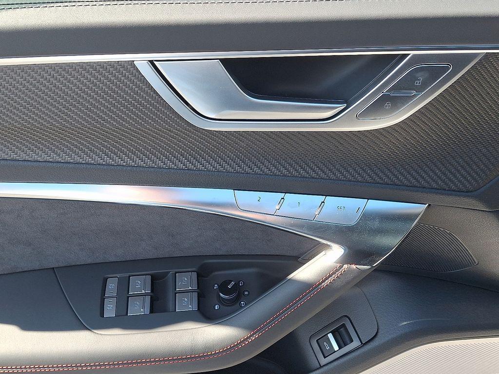 new 2026 Audi RS 6 Avant car, priced at $153,265