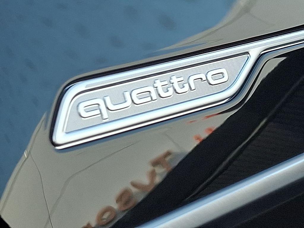 new 2026 Audi RS 6 Avant car, priced at $153,265