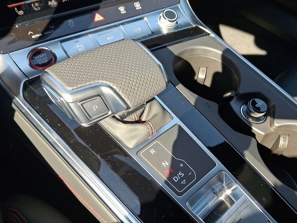 new 2026 Audi RS 6 Avant car, priced at $153,265