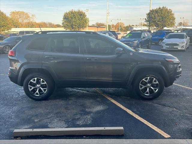 used 2017 Jeep Cherokee car, priced at $15,487