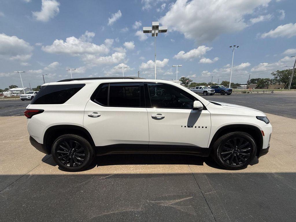 used 2023 Chevrolet Traverse car, priced at $30,987