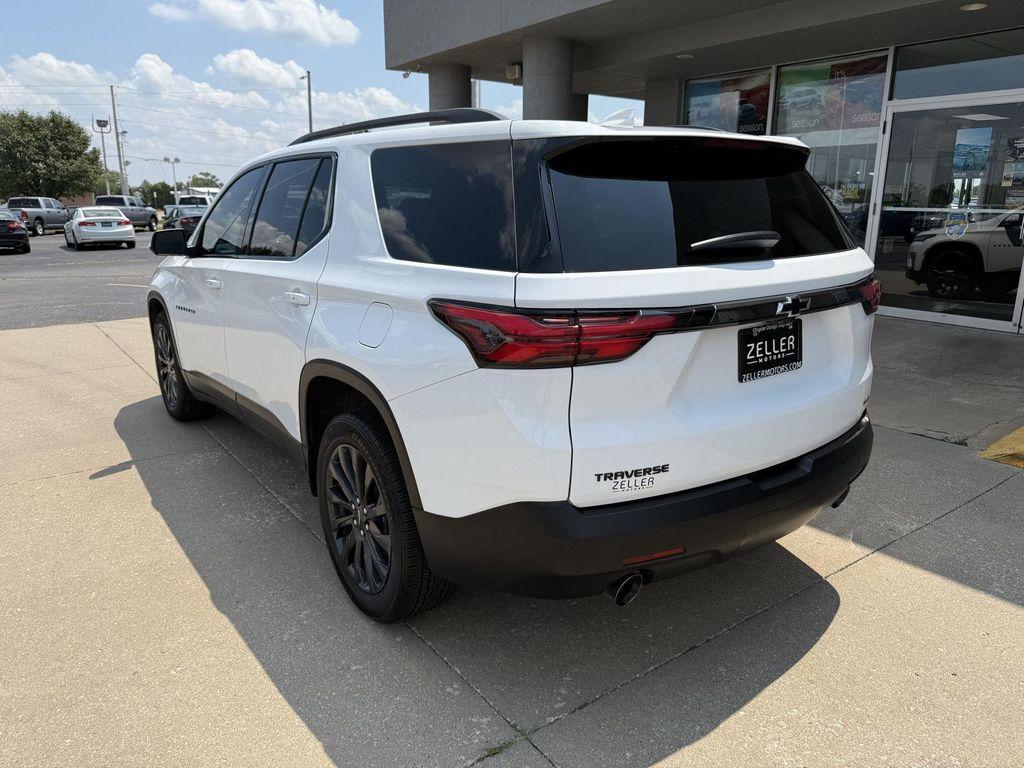 used 2023 Chevrolet Traverse car, priced at $30,987