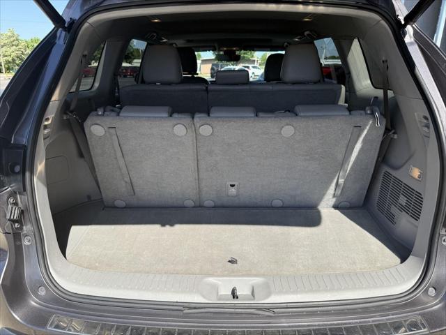used 2019 Toyota Highlander car, priced at $26,987
