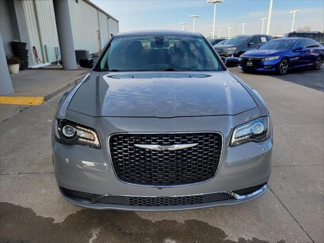 used 2019 Chrysler 300 car, priced at $18,787