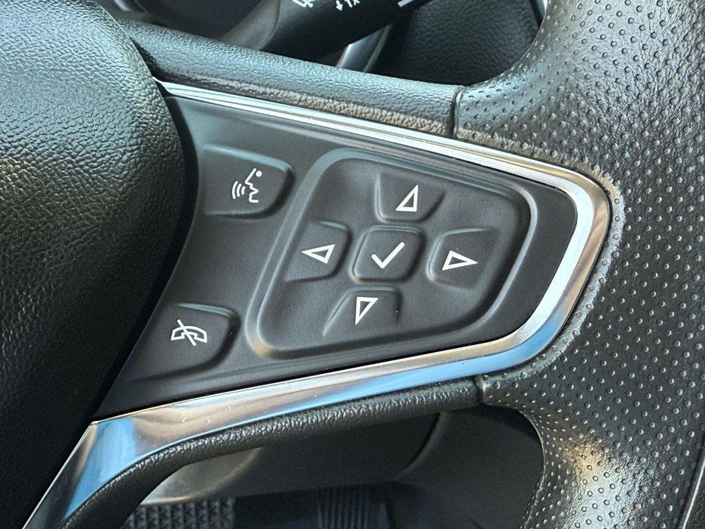 used 2023 Chevrolet Equinox car, priced at $24,287