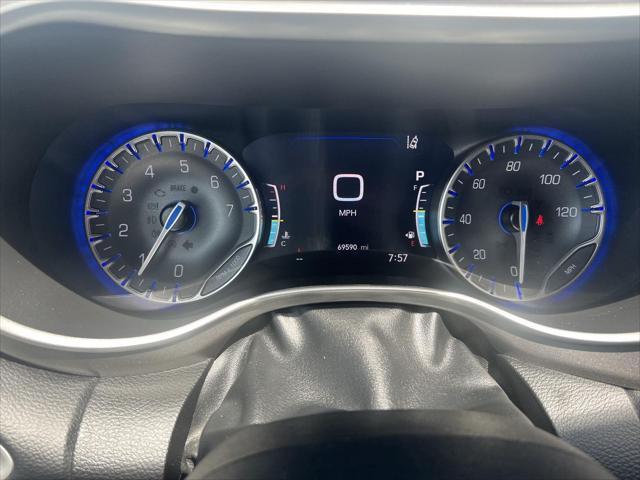 used 2023 Chrysler Pacifica car, priced at $24,887