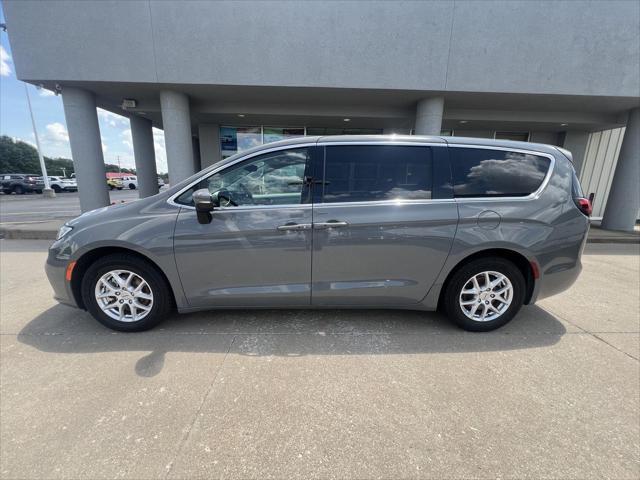 used 2023 Chrysler Pacifica car, priced at $24,887