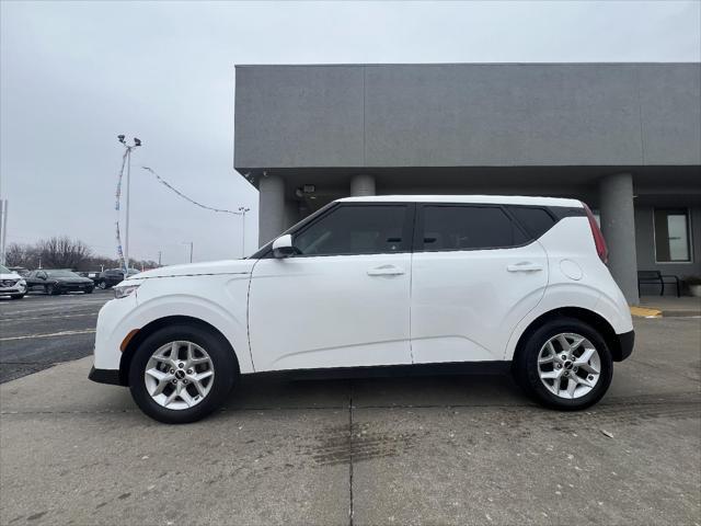 used 2022 Kia Soul car, priced at $17,987