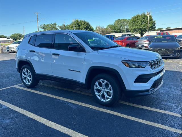 new 2024 Jeep Compass car, priced at $27,297