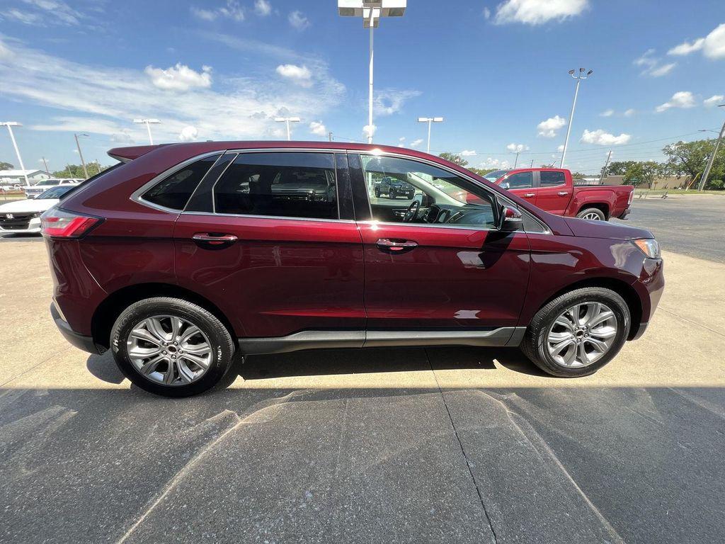 used 2024 Ford Edge car, priced at $30,987