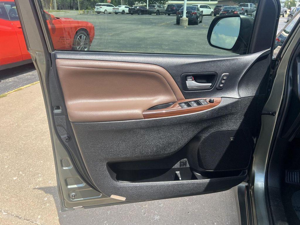 used 2019 Toyota Sienna car, priced at $29,987