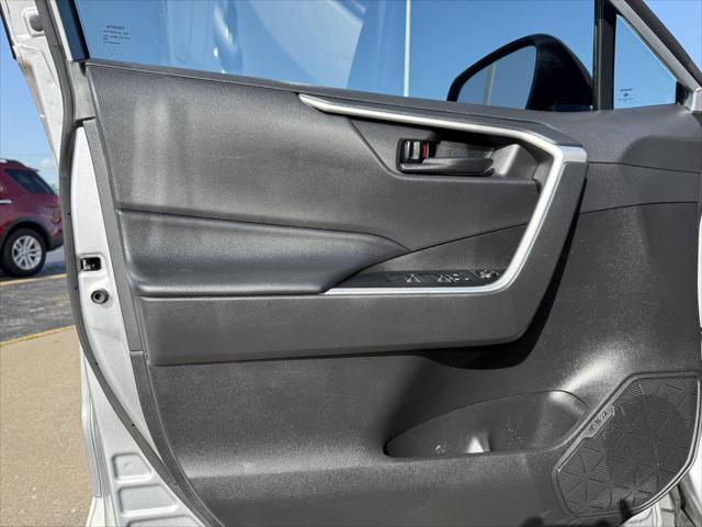 used 2022 Toyota RAV4 Hybrid car, priced at $25,987