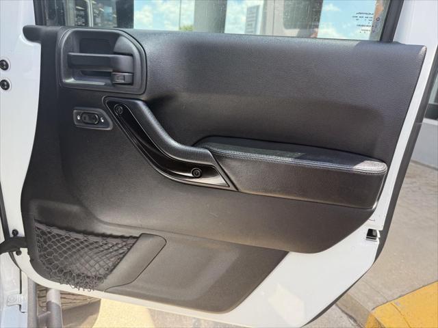 used 2015 Jeep Wrangler Unlimited car, priced at $21,487