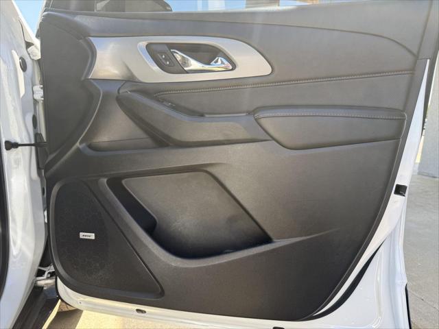 used 2019 Chevrolet Traverse car, priced at $20,487