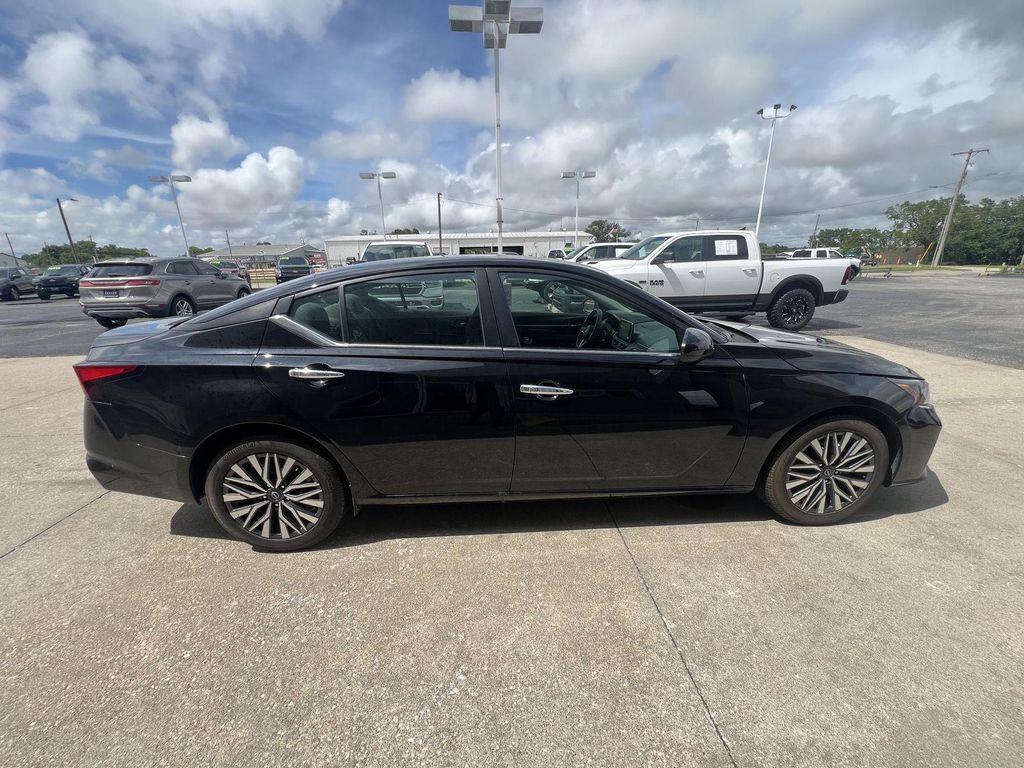 used 2023 Nissan Altima car, priced at $19,987