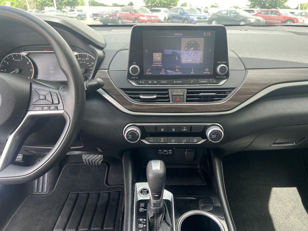 used 2023 Nissan Altima car, priced at $19,987
