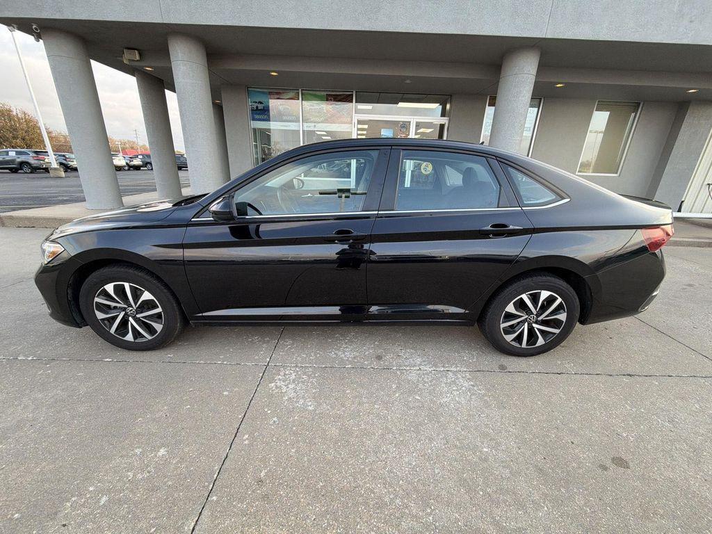 used 2024 Volkswagen Jetta car, priced at $17,287