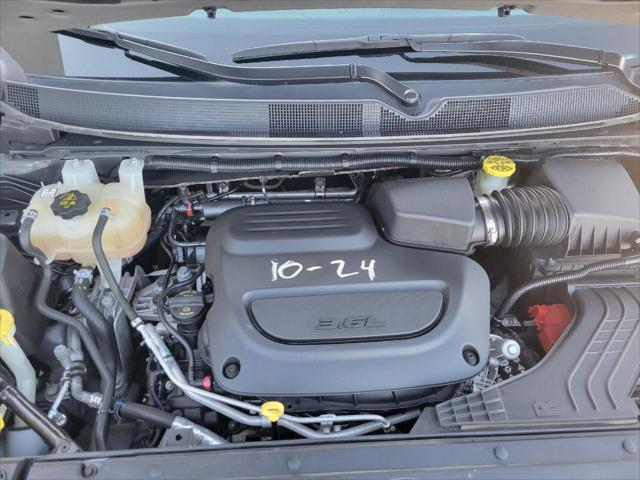used 2022 Chrysler Pacifica car, priced at $22,987