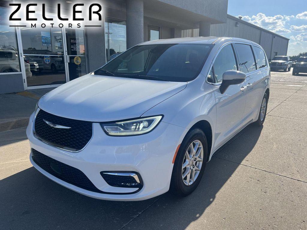 used 2023 Chrysler Pacifica car, priced at $22,987