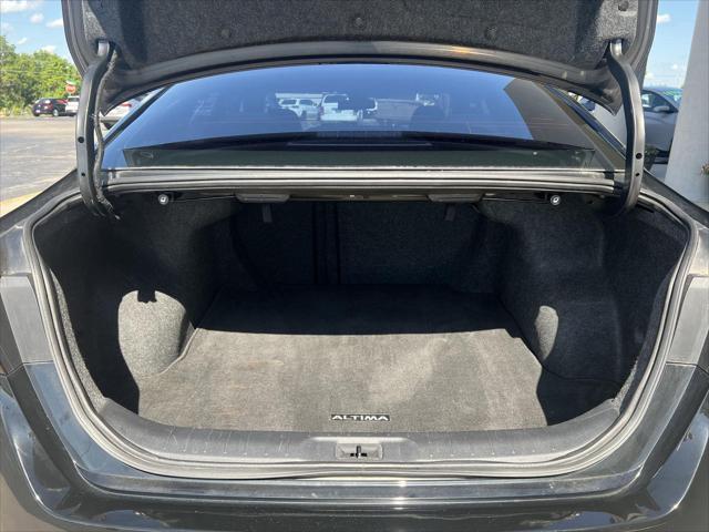 used 2021 Nissan Altima car, priced at $19,487