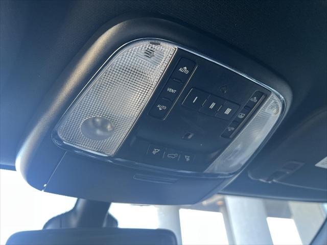 used 2019 Jeep Grand Cherokee car, priced at $17,487
