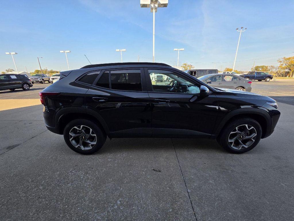 used 2025 Chevrolet Trax car, priced at $23,787