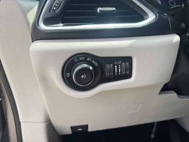 used 2017 Chrysler Pacifica car, priced at $11,787