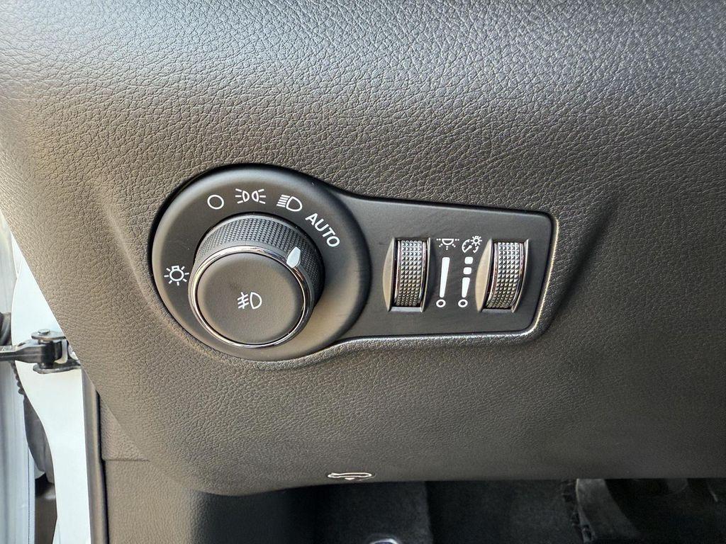 new 2025 Jeep Compass car, priced at $36,610