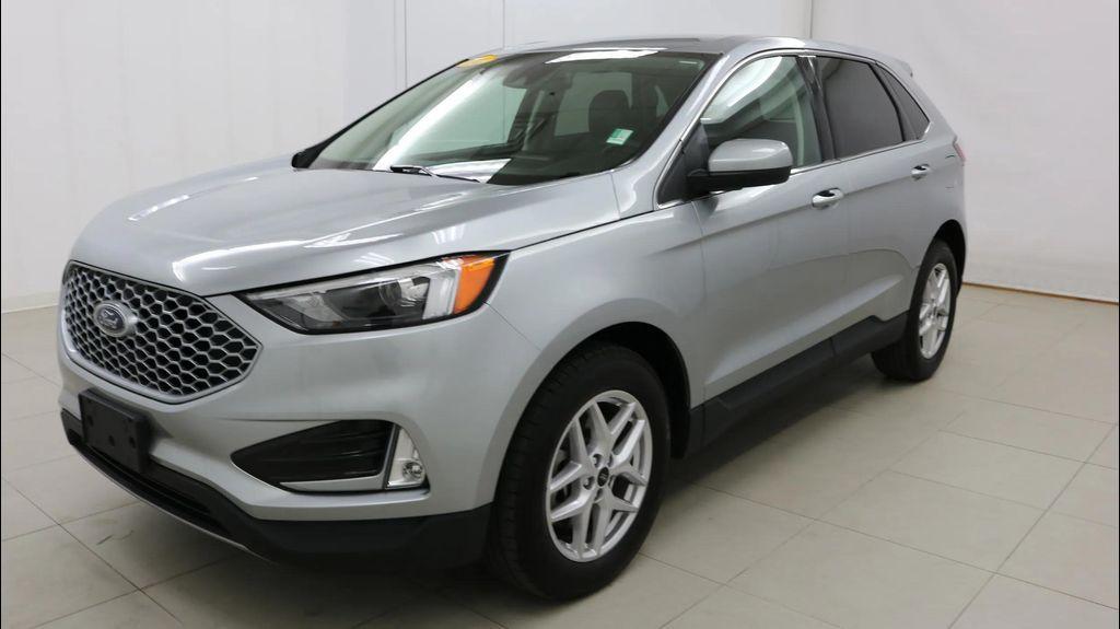 used 2024 Ford Edge car, priced at $31,495