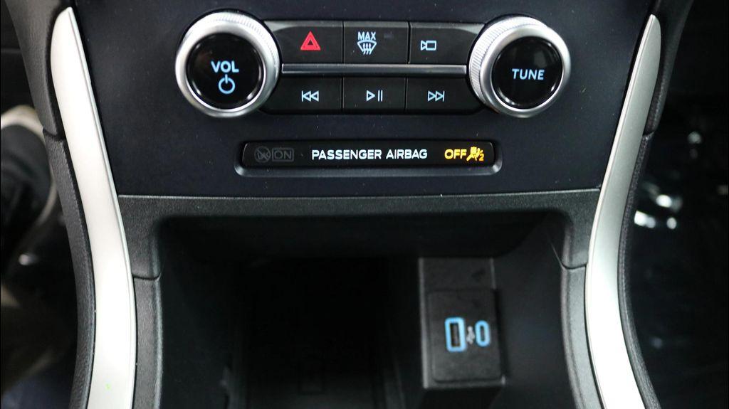 used 2024 Ford Edge car, priced at $31,495