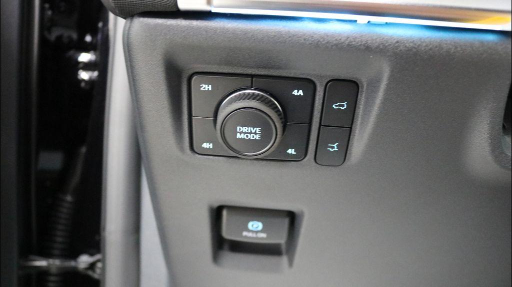 new 2025 Ford Expedition Max car, priced at $87,940