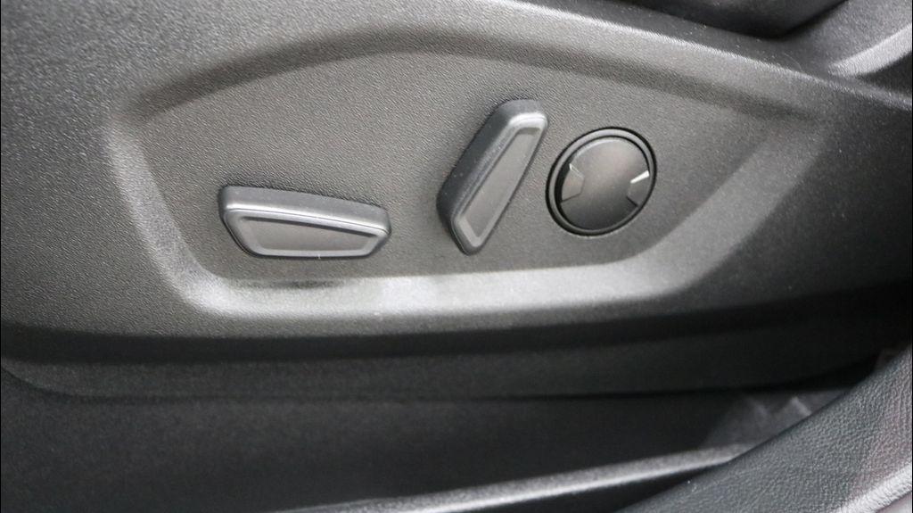 used 2023 Ford Edge car, priced at $29,495