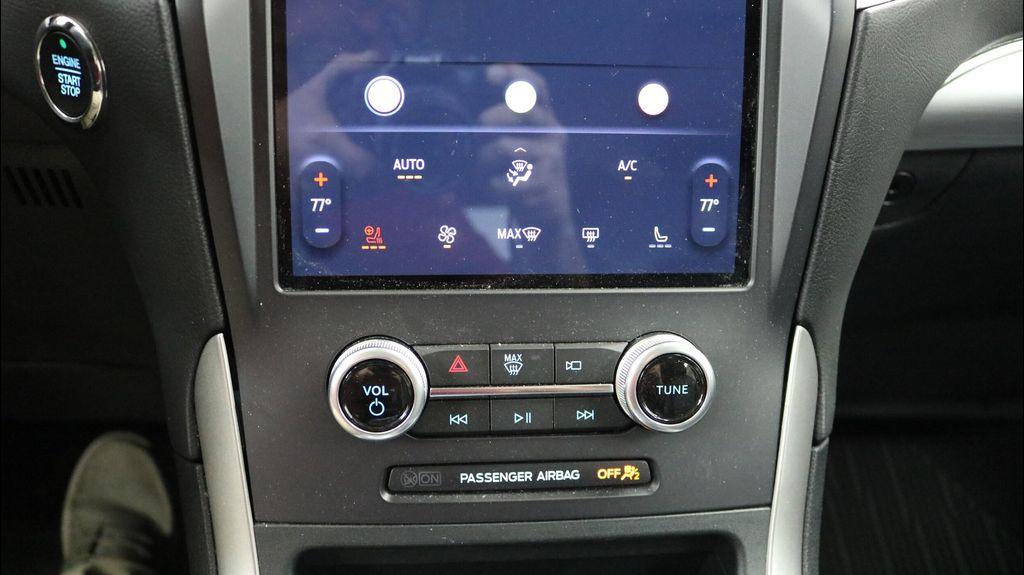 used 2022 Ford Edge car, priced at $29,495