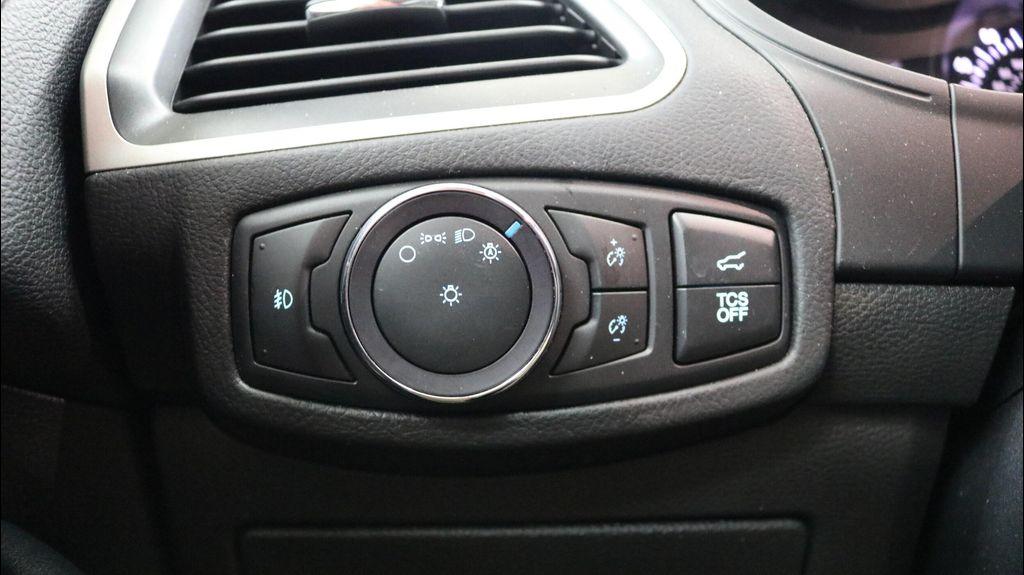 used 2022 Ford Edge car, priced at $29,495