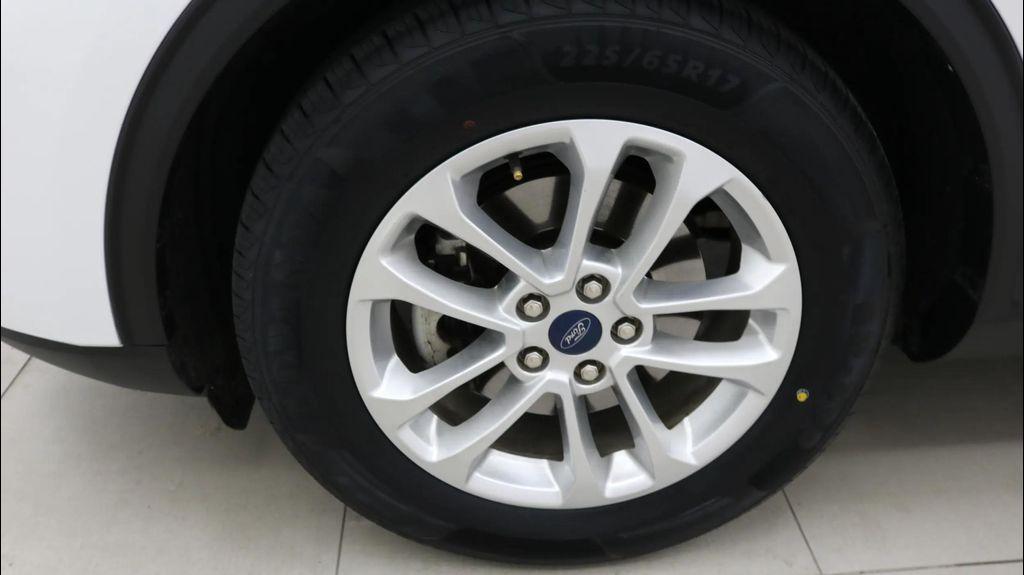used 2022 Ford Escape car, priced at $20,789