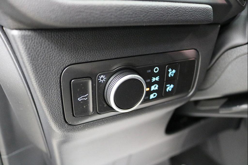 new 2025 Ford Escape car, priced at $30,400