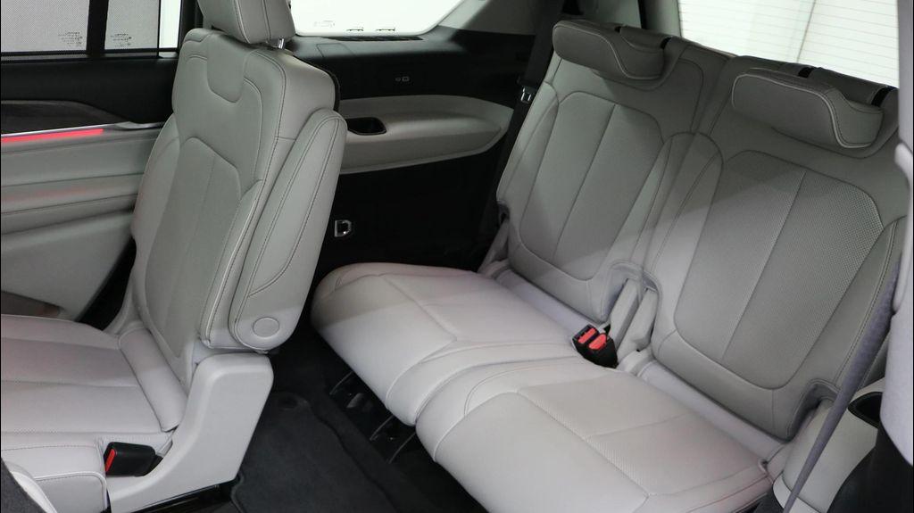 used 2021 Jeep Grand Cherokee L car, priced at $31,995