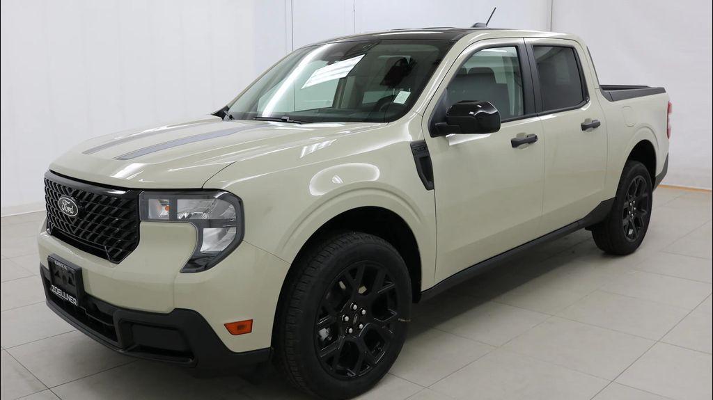 new 2025 Ford Maverick car, priced at $37,230