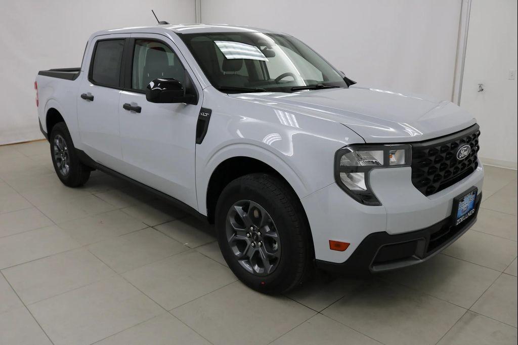 new 2025 Ford Maverick car, priced at $34,030