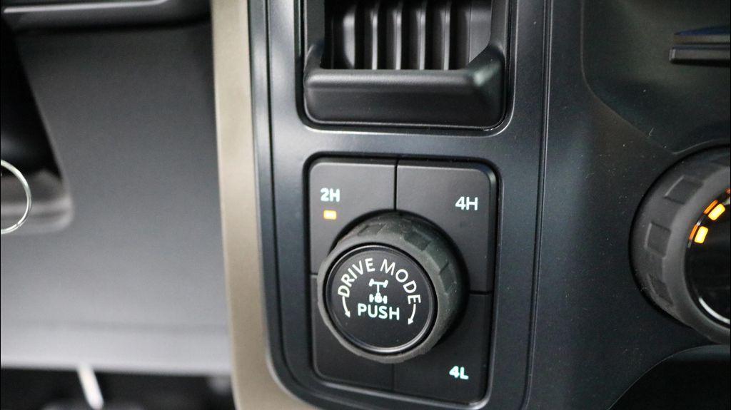 new 2025 Ford F-150 car, priced at $51,285