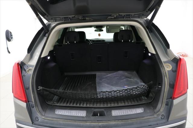 used 2018 Cadillac XT5 car, priced at $19,999