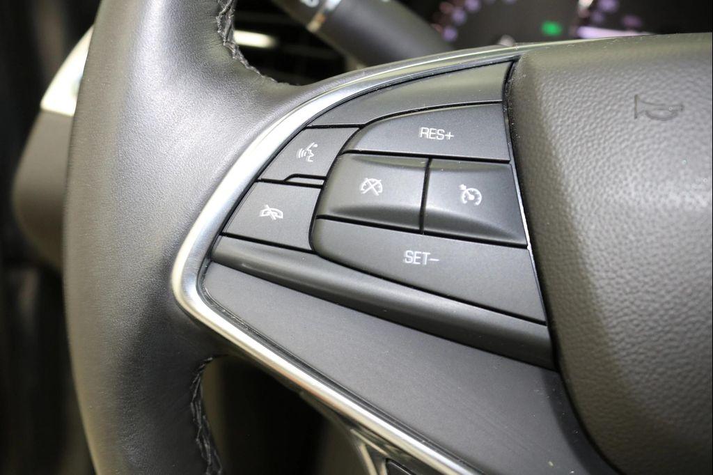 used 2018 Cadillac XT5 car, priced at $19,658